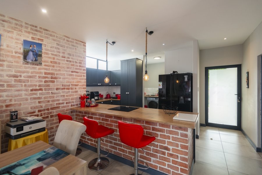 4 Bedroom Property for Sale in Country Club Western Cape